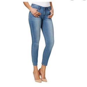 Earl Skinny Jeans Faded Fancy Embellished Pockets